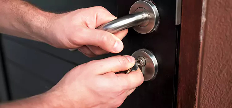 Door Closer Repair & Installation Cambridge
